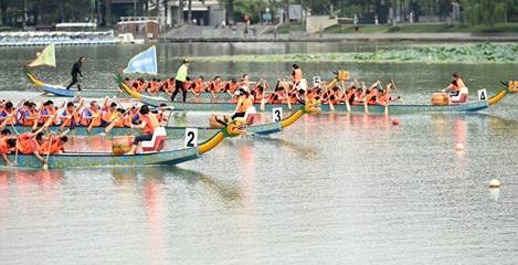 dragon boat race.jpg